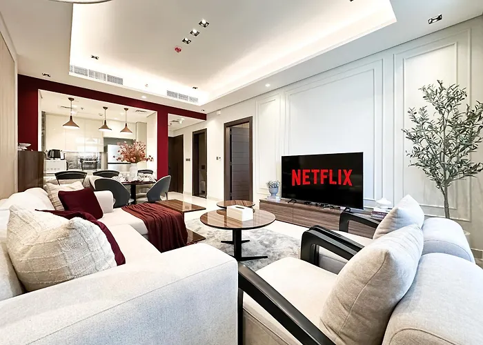 Trophy-Sophisticated Living In Richness